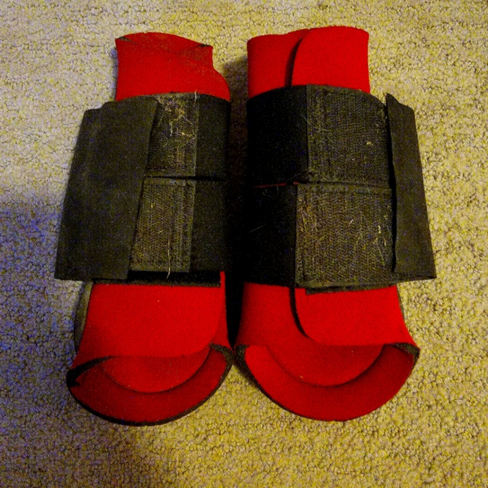 S/M Brushing Boots
